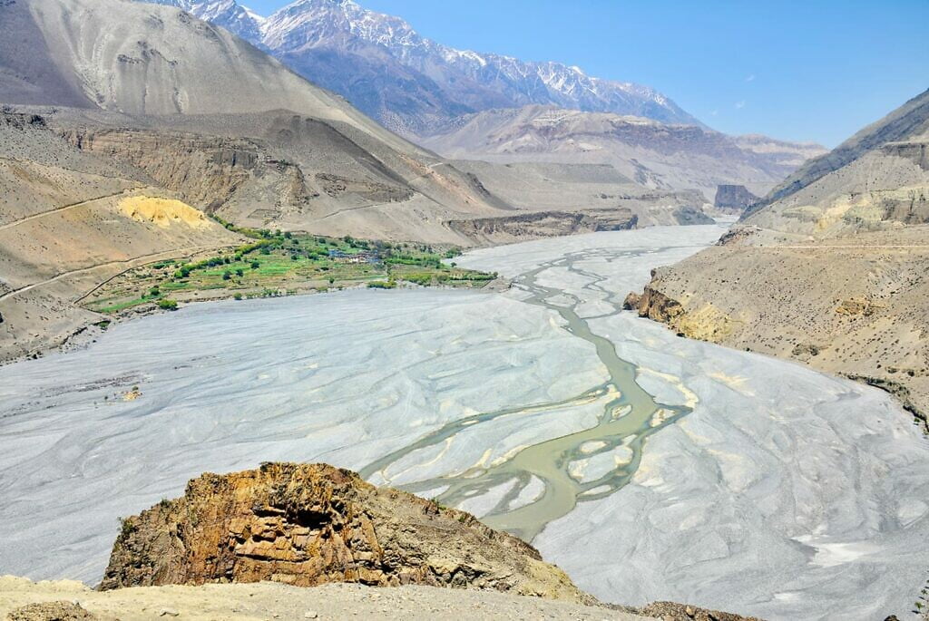 Tiri, Upper-Mustang
