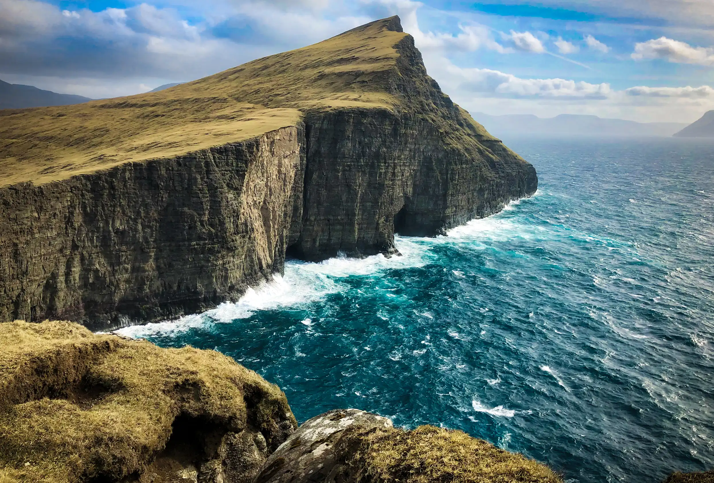 Faeröer eilanden deel 1: Ons boeiend avontuur begint op Vágar
