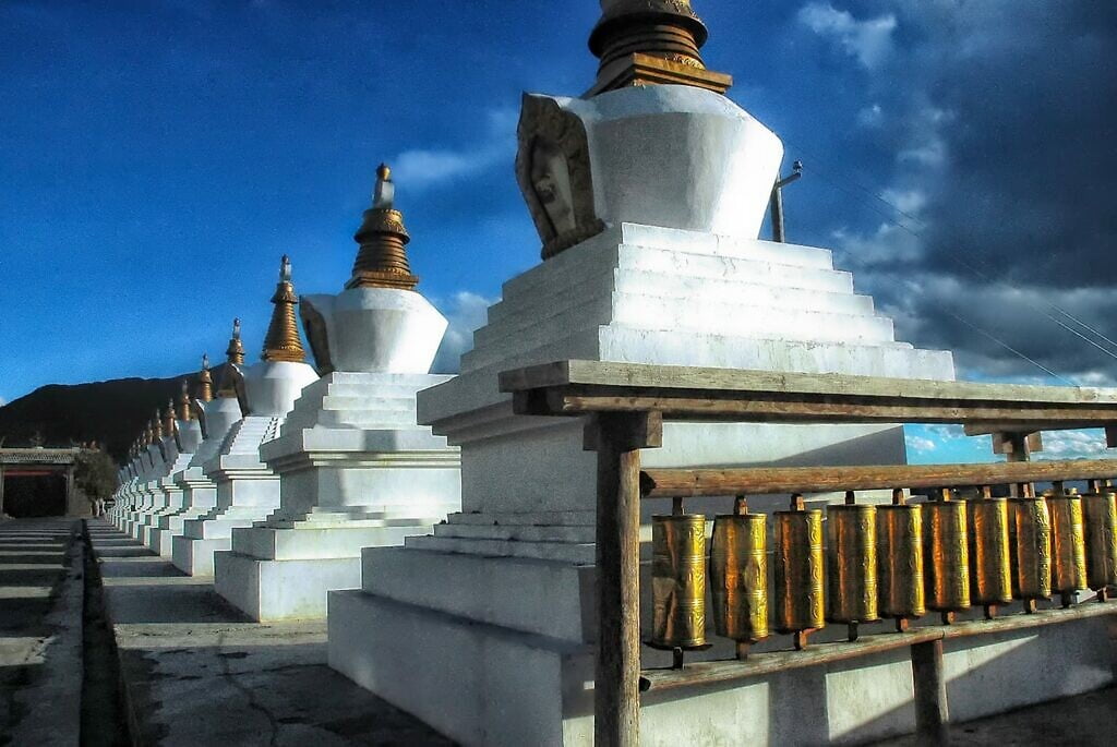Feilai stupas