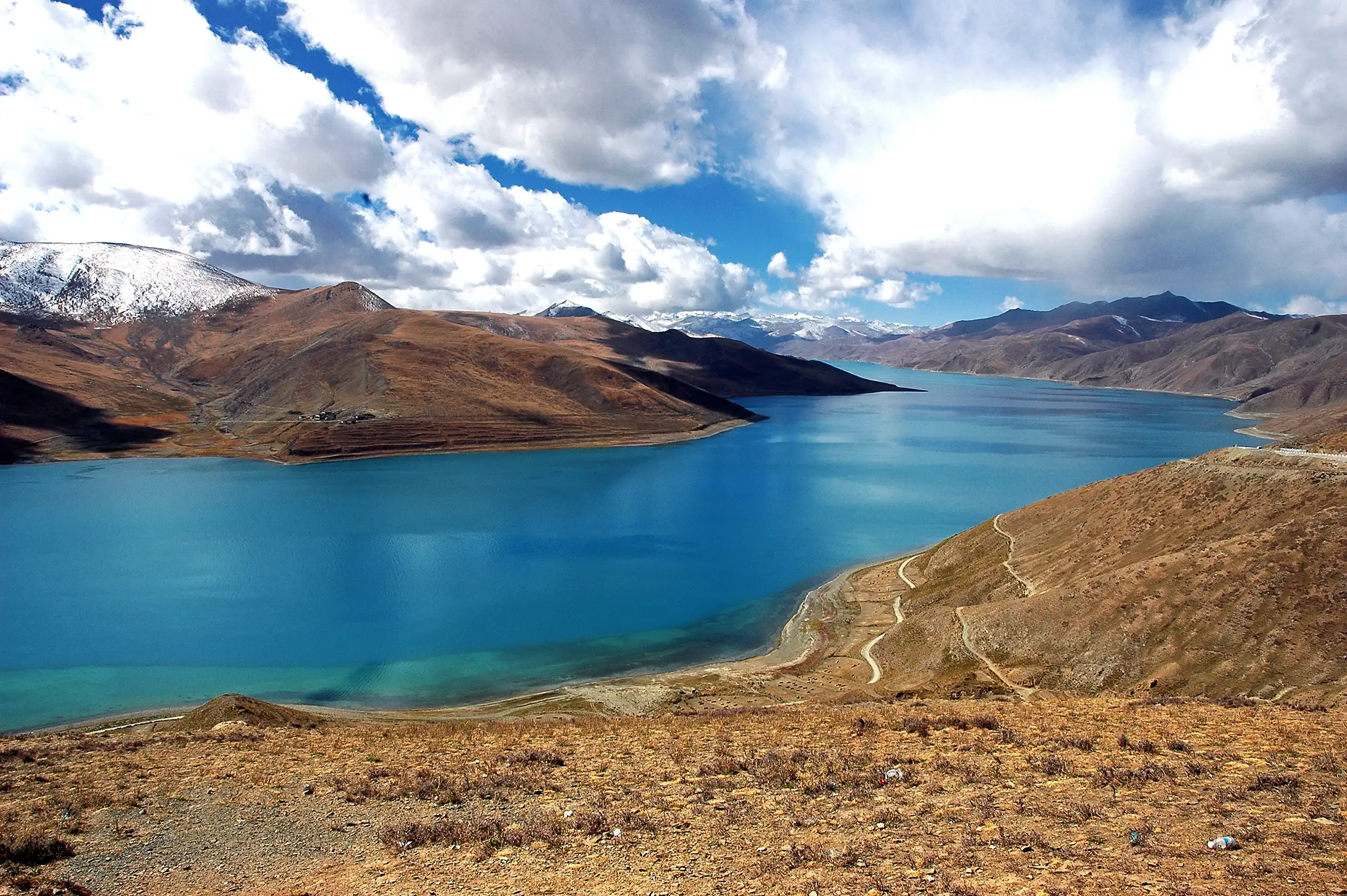 4×4 roadtrip Tibet : Yamdrok Tso, één van de drie heilige meren