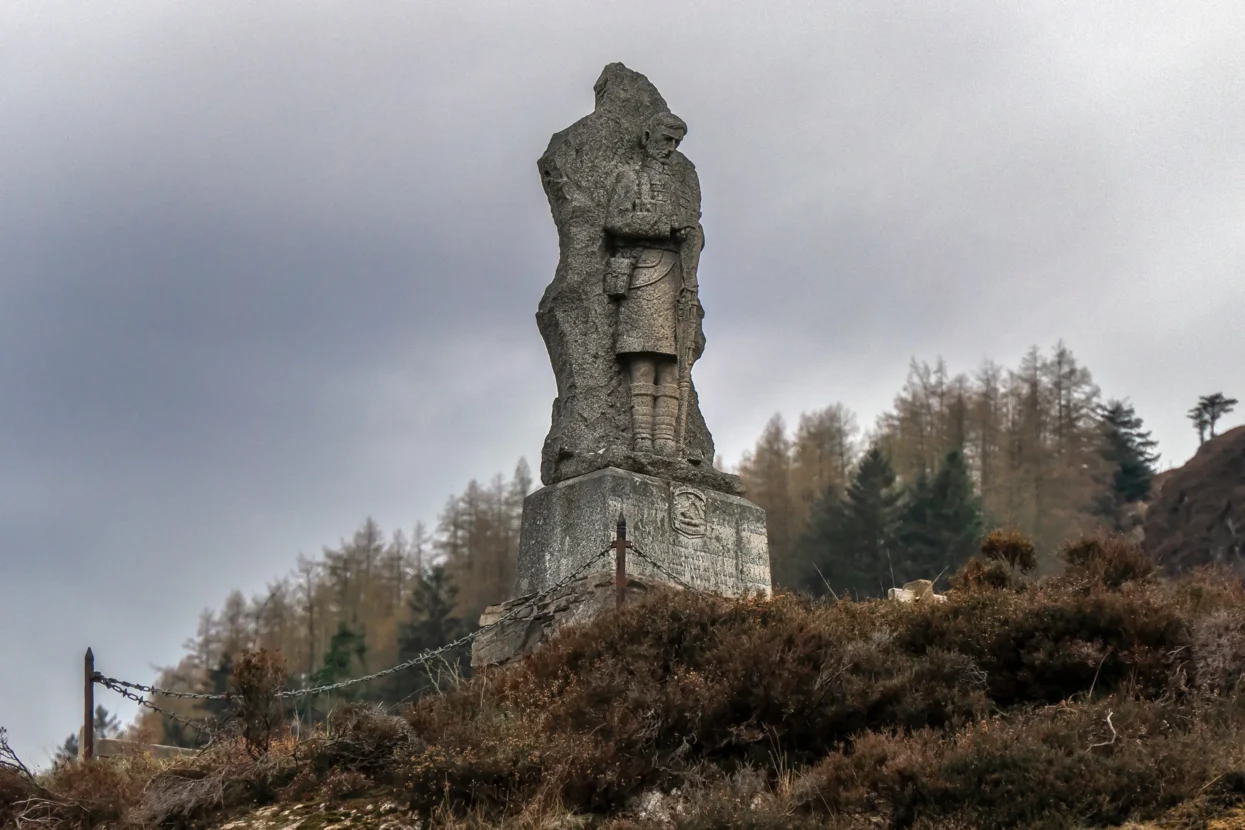 Clachan Duich Old Burial Ground