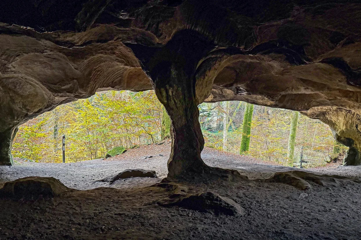 Mullerthal, Hohllay Cave