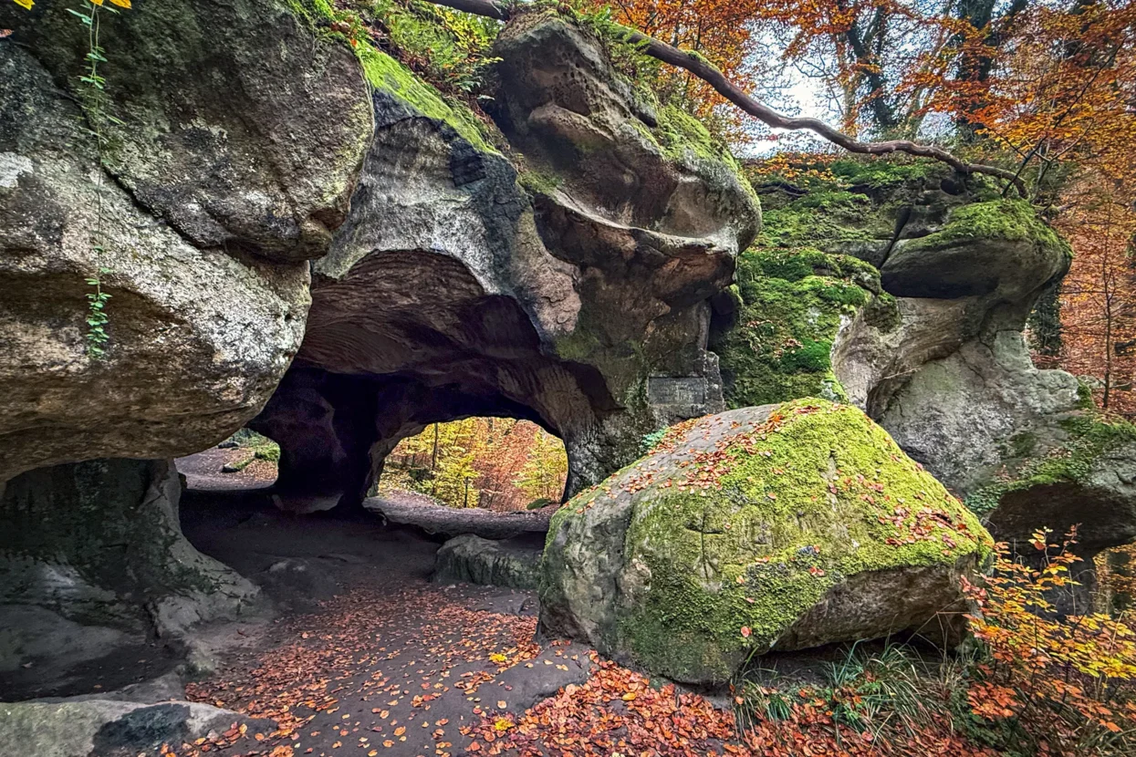 Mullerthal, Hohllay Cave