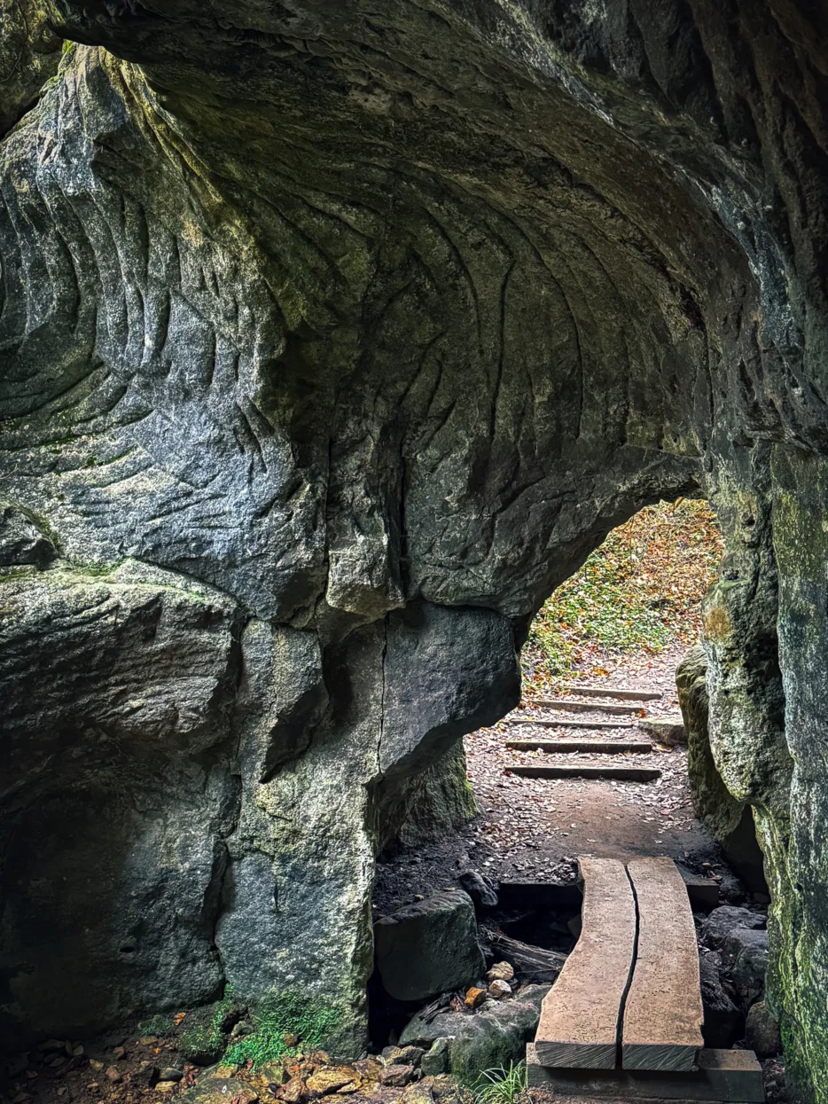 Mullerthal, Hohllay Cave